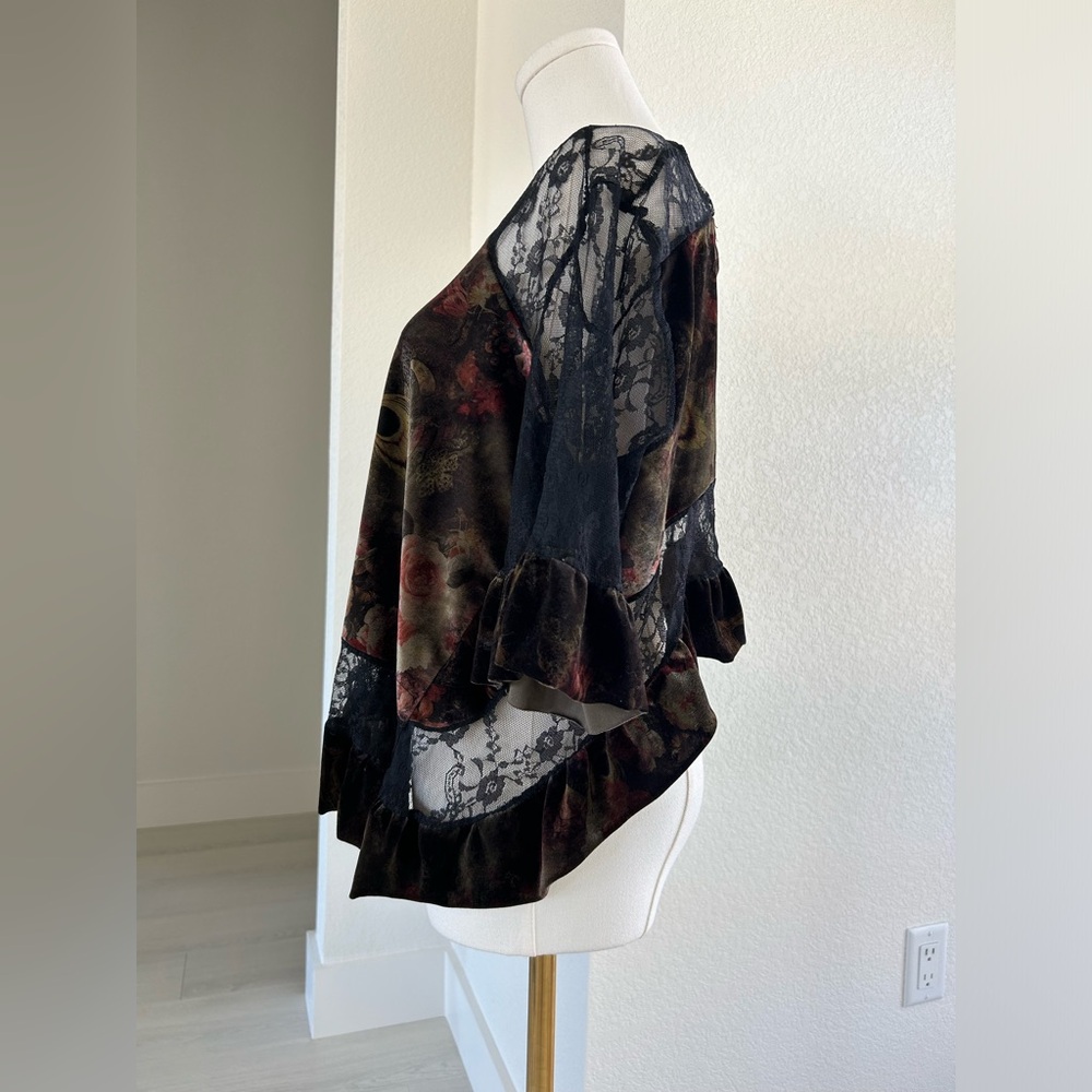POL Romantic Olive Green Rust Floral Velvet Black Lace Asymmetrical Top Medium - Picture 5 of 7